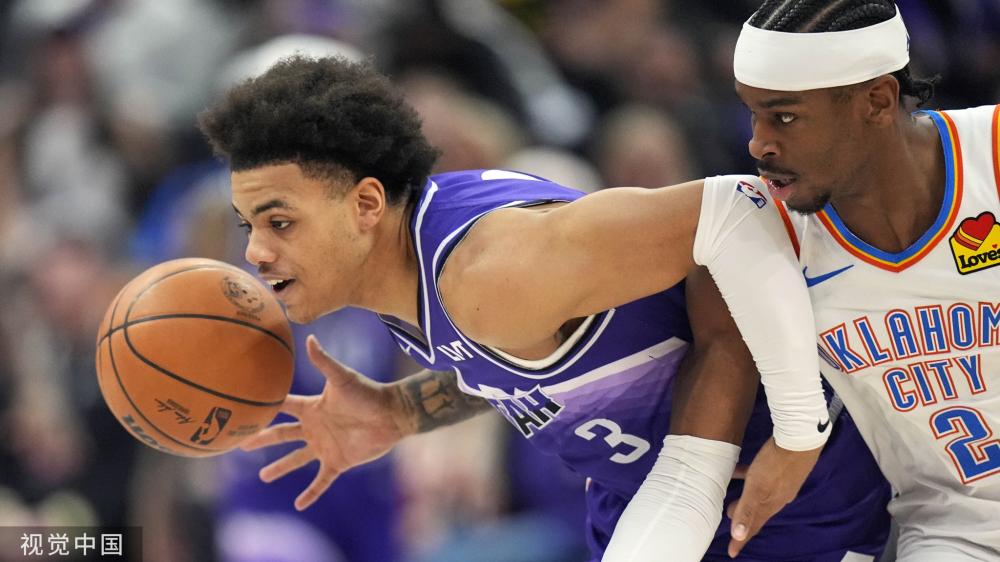 尔展示了他 尔展示了他