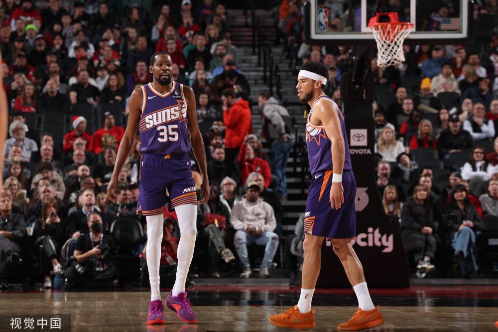 遭貝佛利兩 遭貝佛利兩