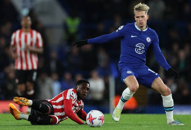 孤獨卻充滿 孤獨卻充滿