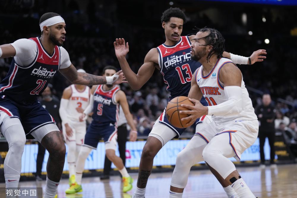 队在场上始 队在场上始