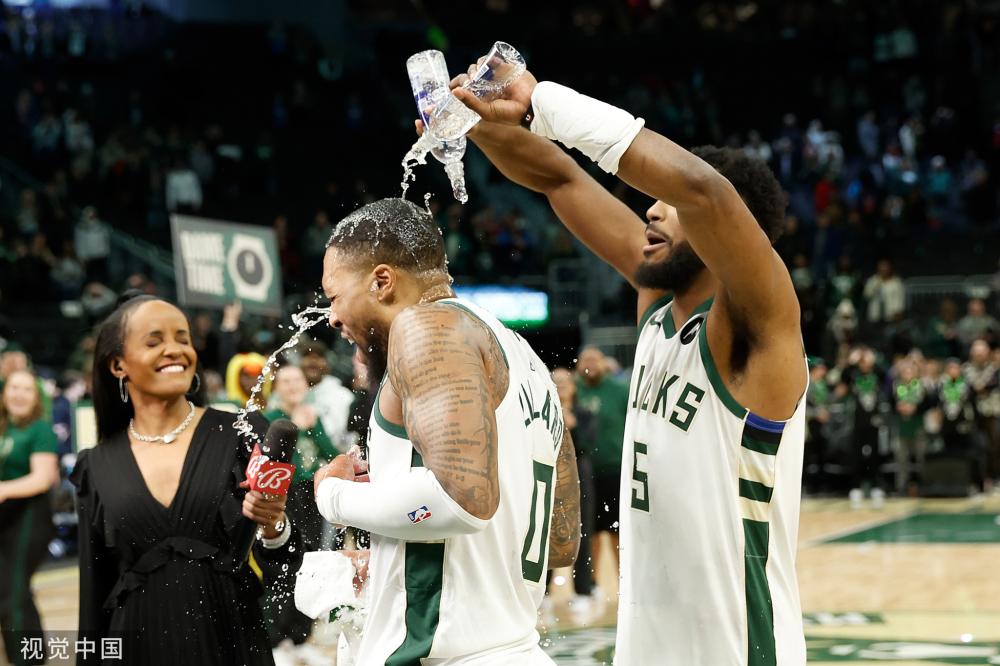 们的震撼仍 们的震撼仍